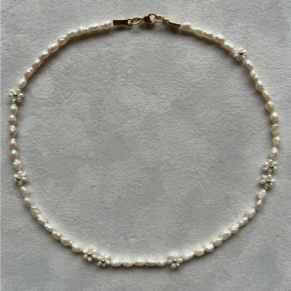 Freshwater Pearl Flower Necklace - Picture 1 of 5
